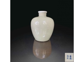 Hoàng địa dứu thanh trì hợp lợi cái quán黄地釉青池合利盖罐 